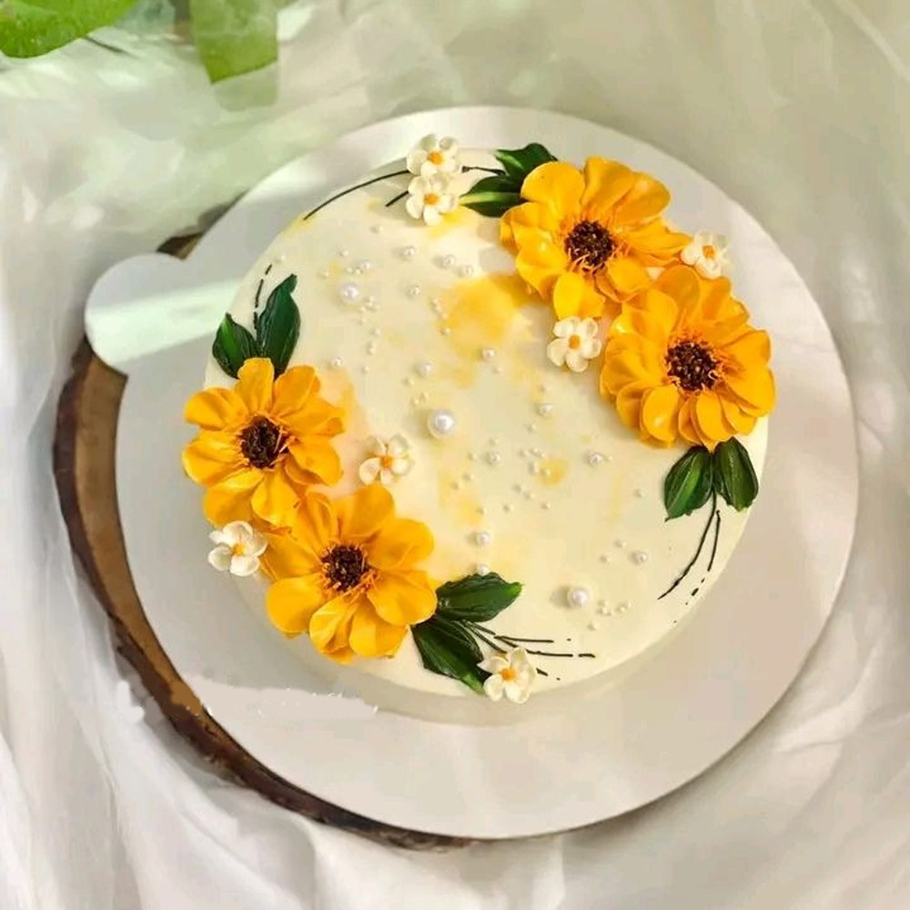 Helianthus Harvest Cake