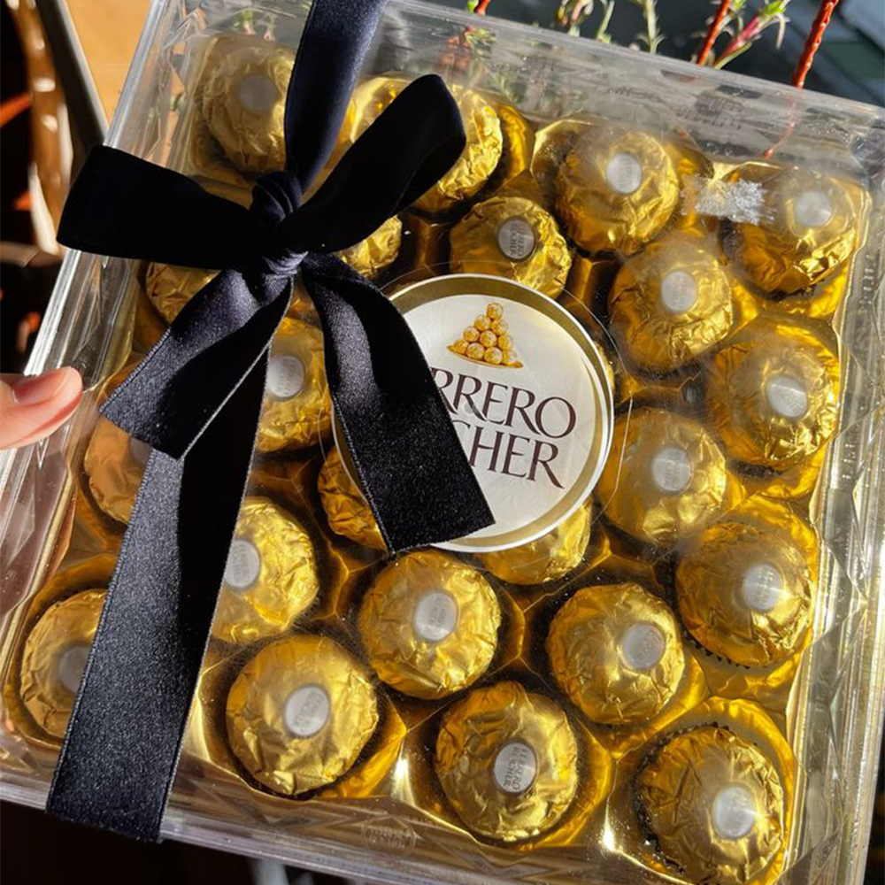 Ferrero Rocher Pack