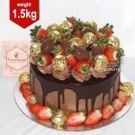 Strawberry-chocolate-fudge-cake