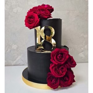 Queen Cake with Fresh Roses - 3kg